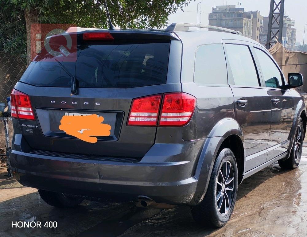 دودج جورني
